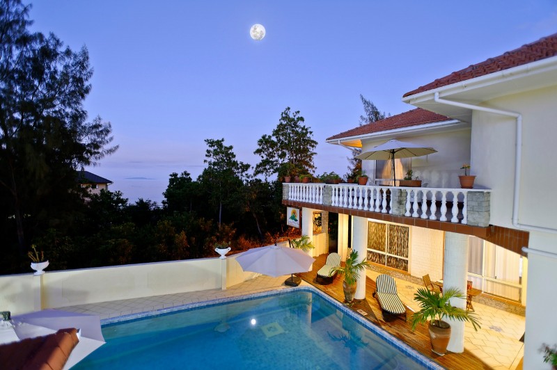 Villa Chris